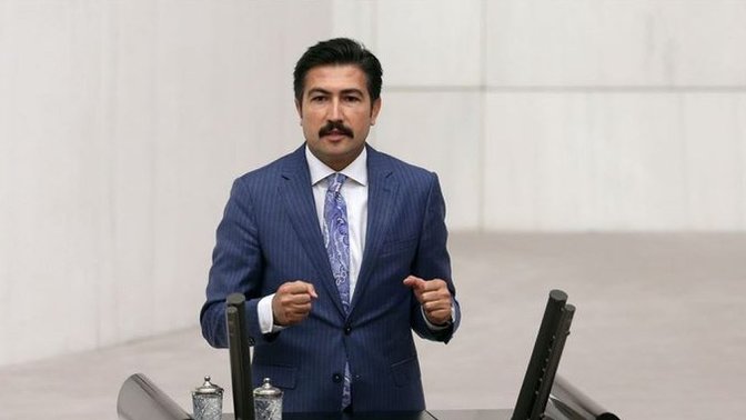 "Türkiye'de kiralar çok ucuz" açıklamasının ardından Cahit Özkan görevinden alındı. Siz aylık ne kadar kira ödüyorsunuz?