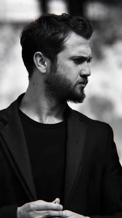 Aras Bulut.