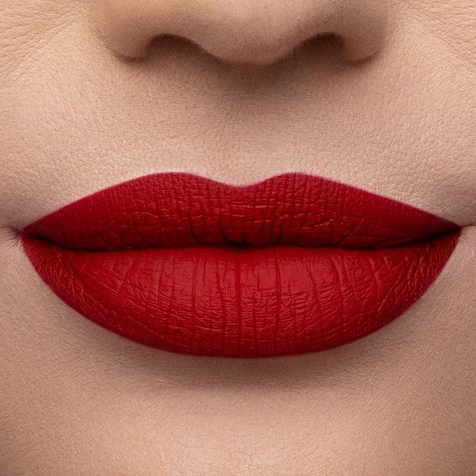Sizce mat ruj mu, parlak ruj (lipgloss) mu?