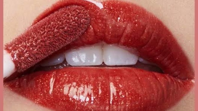 Sizce mat ruj mu, parlak ruj (lipgloss) mu?