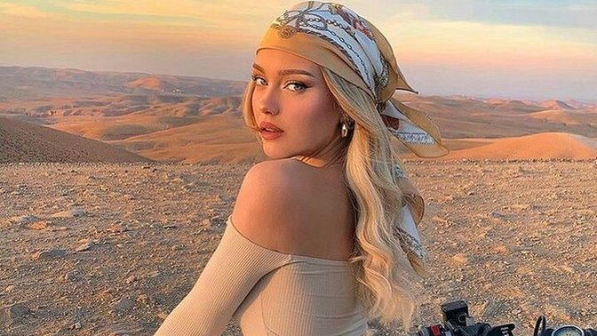 Hiç saçlarını boyatmayan var mı?