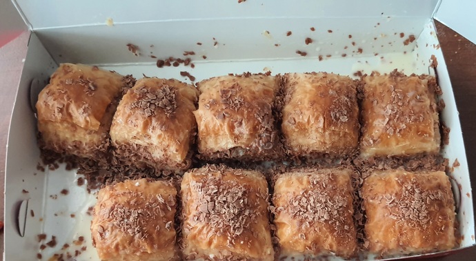 Soğuk baklava mı normal baklava mı?