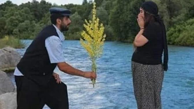 Romantik erkeklerden mi hoşlanırsınız yoksa odun erkeklerden mi?