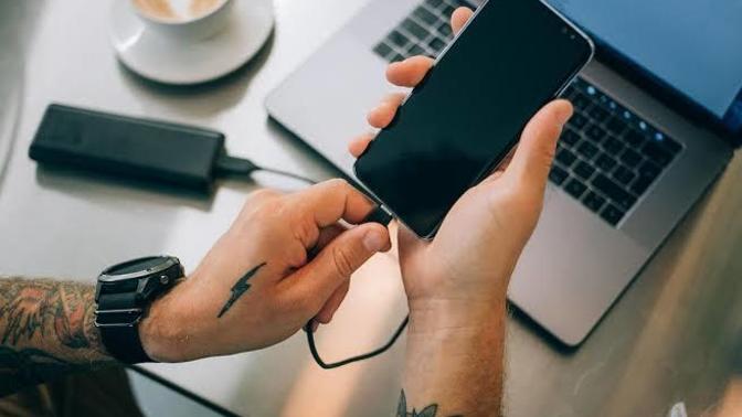 Telefonunuzun şarjı size ne kadar süre yetiyor?