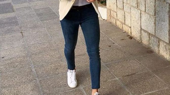 Sizce skinny fit kot pantolon erkeğe yakışıyor mu?