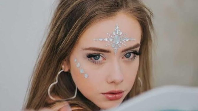 Yüzü Estetik olarak güzel ve çekici kılan nedir?