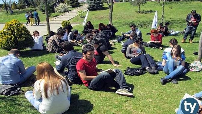 Üniversite hayatı hiç güzel değil diyorlar, doğru mu?