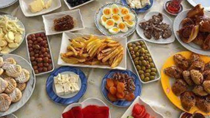 Kalabalık sofraları sever misiniz?