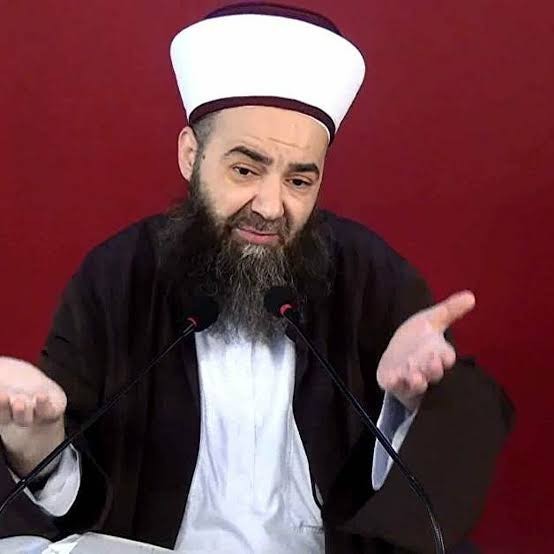Kuranı Kerim i YouTube 'dan dinlemek sevap mı?
