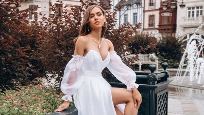 Nikah elbisesini beyaz renk tercih etmek şart mı?