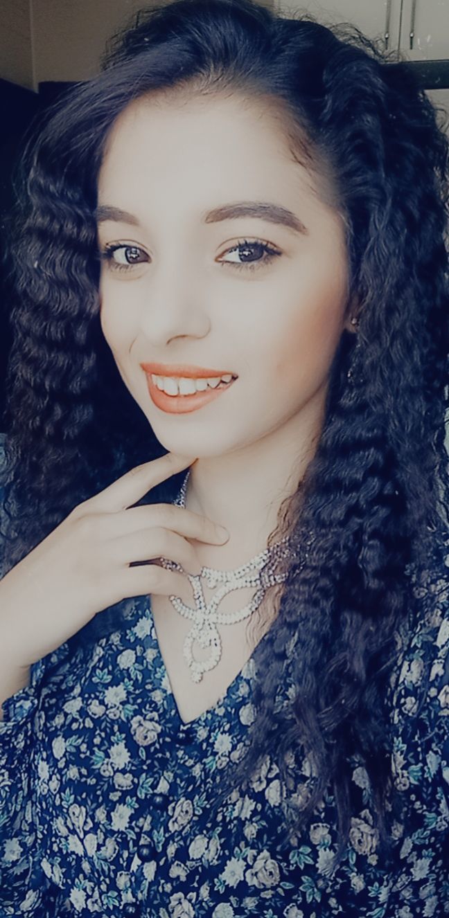 Kırmızı saç mı? boyasız mi?
