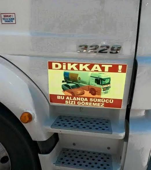 Büyük araçların sağından geçiyor musunuz?