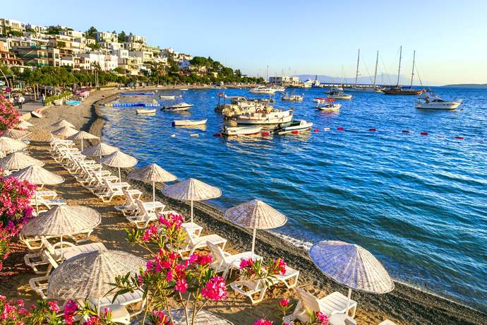 Bodrumda plaja giriş 150, lahmacun 200 lira! Bütçeniz bu tatili kaldırabilir mi?