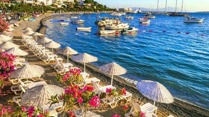 Bodrum'da plaja giriş 150, lahmacun 200 lira! Bütçeniz bu tatili kaldırabilir mi?