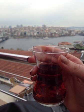 Pazar günü kimler çay içiyor bakalım?