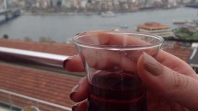 Pazar günü kimler çay içiyor bakalım?