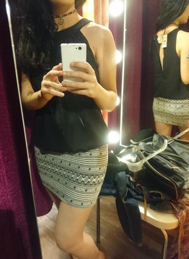 Sevgilimle sinemaya gitcez bu elbise olur mu?