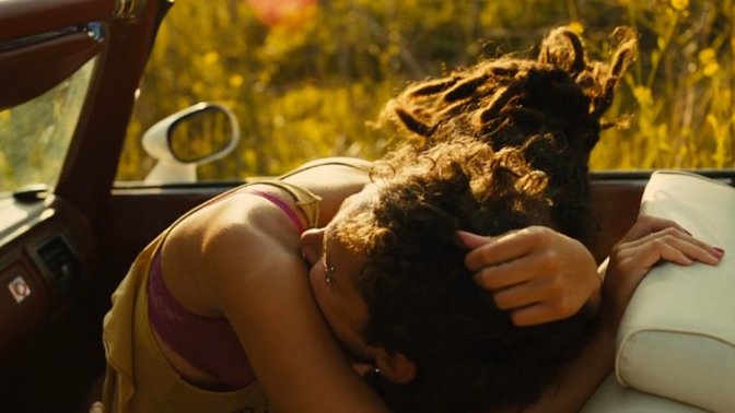 Seksi normalden hızlı yapıp oldu bittiye getiren partneri nasıl yavaşlatırsınız?