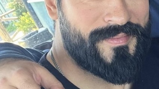 Burak özçivit mi Michelle more mi hangisi daha yakışıklı?