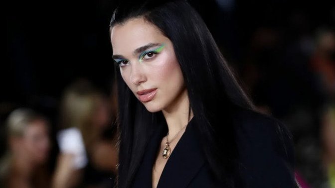 Siyah saçlar artık demode mi?