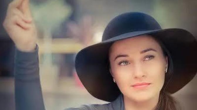"En tehlikeli kadın güzelliğin farkında olan kadındır" sözüne katılıyor musunuz ya da bundan ne anlam çıkarıyorsunuz?