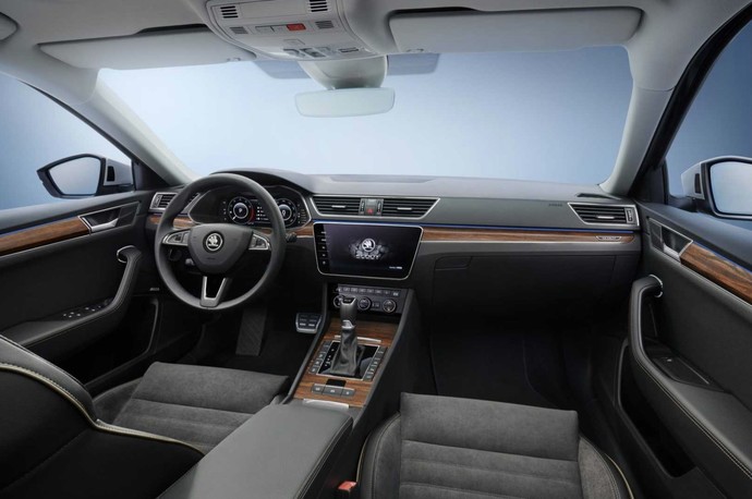 Skoda Superb Combi Scout, Türkiyede satışa çıktı. Tasarımını beğendiniz mi?