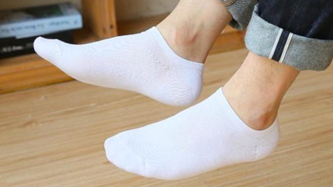 Erkeklerin bilekte çorap giymesi hakkındaki fikriniz nedir hanımlar?