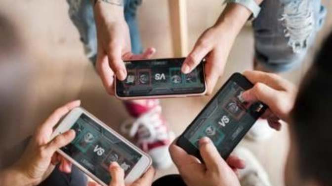 Oyunlarda sıkıldığınızda ya da  hevesiniz kalmadığı zaman telefonunuzdan oyunları siler misiniz?