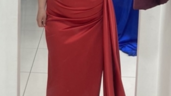 Düğün ve kına için abiye aldım, sizce iyi mi?