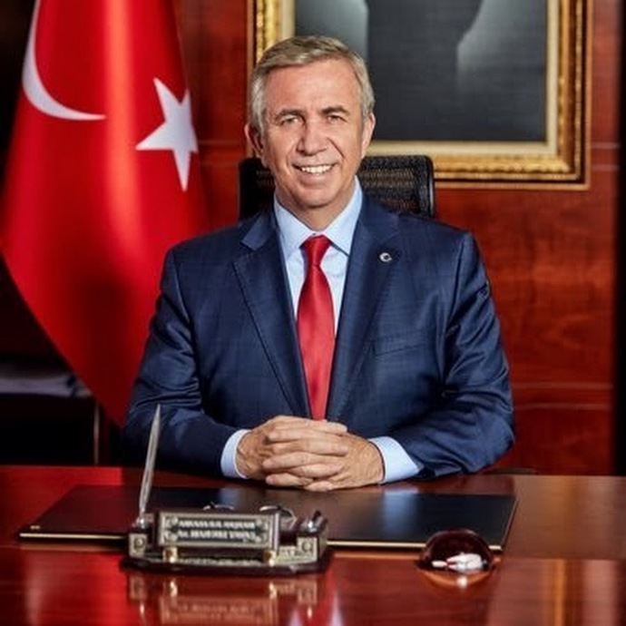 Yarın seçim olsa kime oy verirsiniz? Ve tercihiniz neden o kişi olur?