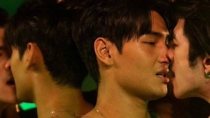 Sizce için de azıcık da olsa bir erkeğe ilgi beslemeyen bir erkek gay film/dizi'lerin de ki sevişme sahnelerin de oynayabilir mi?