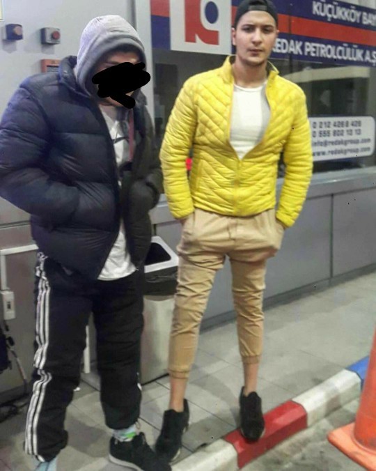 Ergenlik dönemlerinizde dönmek ister miydiniz 16- 18 yaşlarına?