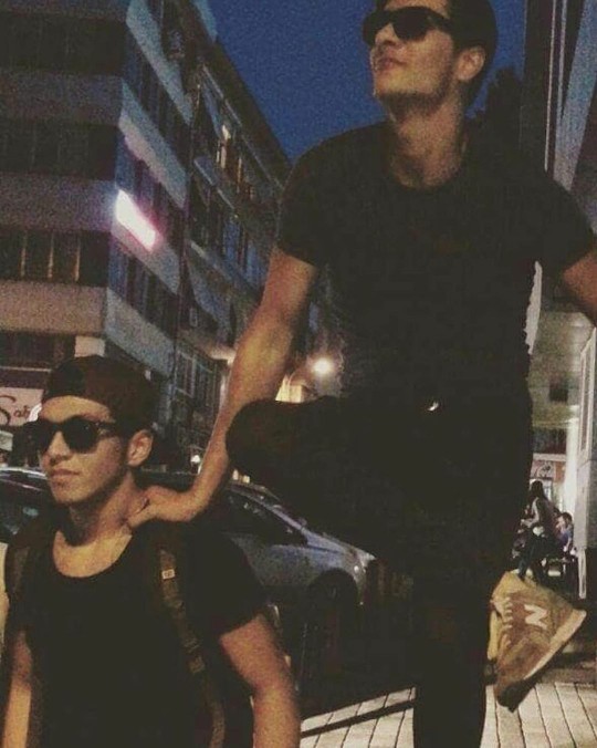 Ergenlik dönemlerinizde dönmek ister miydiniz 16- 18 yaşlarına?