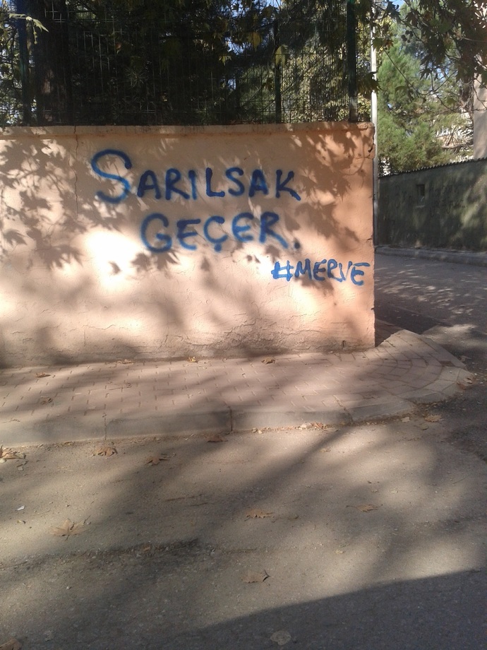 Öpünce/sarılınca her şey geçer mi?
