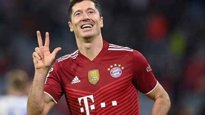 En sevdiğiniz santrafor futbolcu kimdir?