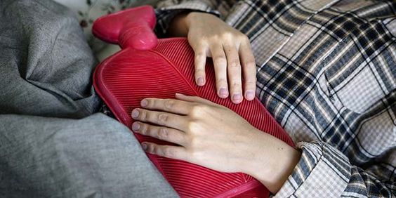 Regl döneminde ağrı kesici kullanmadan ağrıyı nasıl önleyebilirim?
