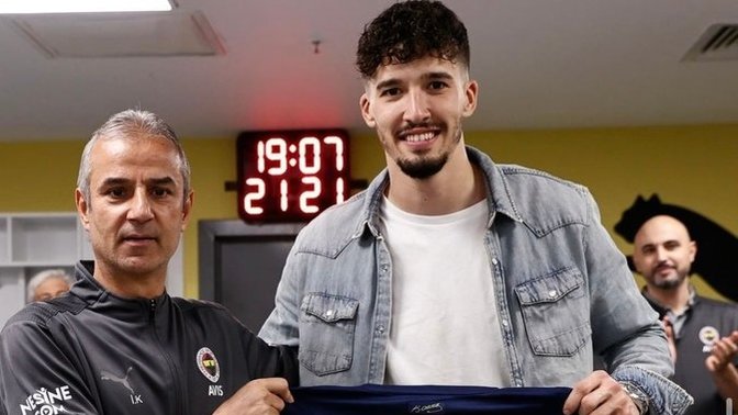 Sizce Fenerbahçe'nin yeni teknik direktörü kim olacak?