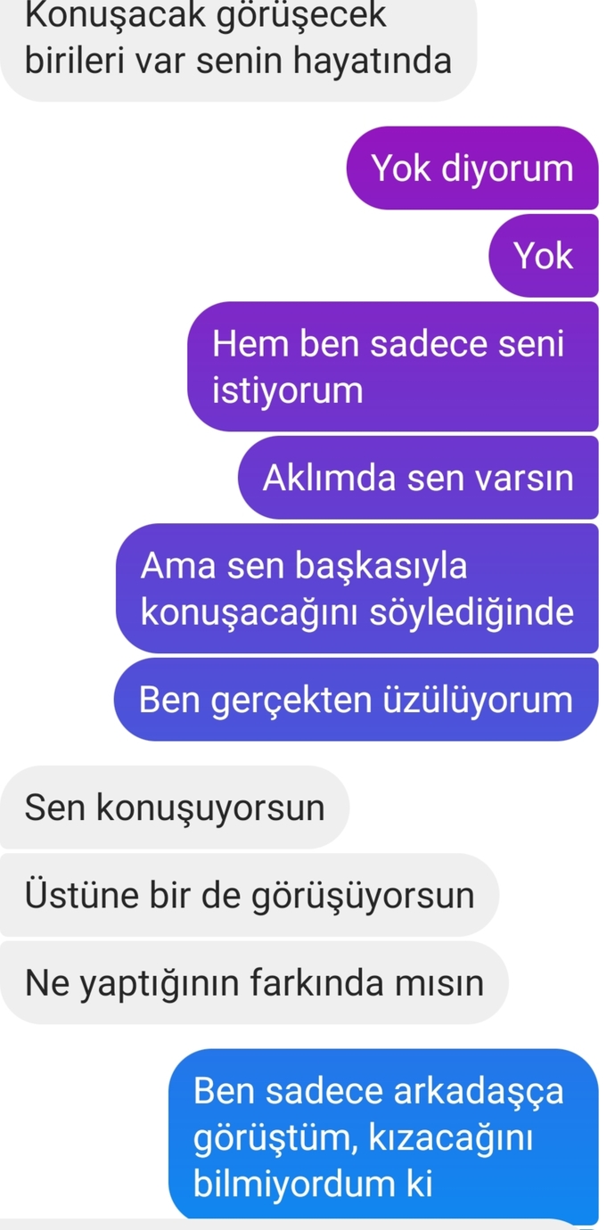 Lütfen okuyun 😞 hoşlandığım kişi böyle davranıyor, neden olabilir? Fotoğraflı?