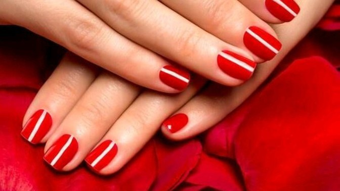 Oje süren kızlar daha mı çekici olurlar?
