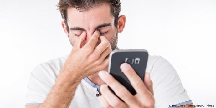 Telefon konuşması yapmadan önce ne söyleyeceğinin provasını yapar mısın?
