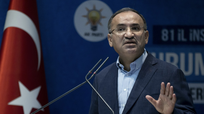 Adalet Bakanı Bozdağ: Kadınlara seçilme hakkını tam anlamıyla hayata geçiren AK Partidir. dedi! Katılıyor musunuz?