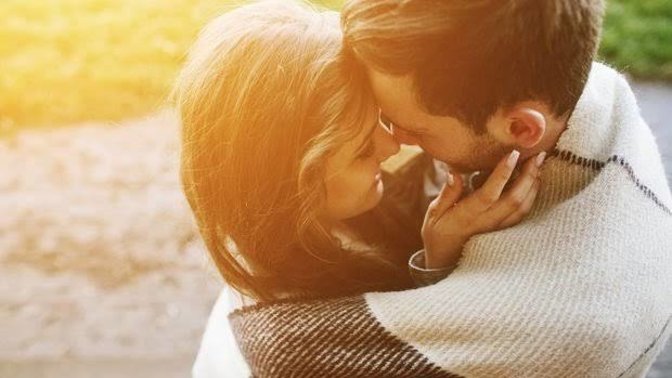 Sizce aşk kaç yaşındayken en güzel ve en masum duygularla yaşanır?