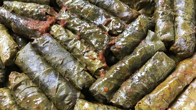 Etli yaprak sarması sever misiniz?
