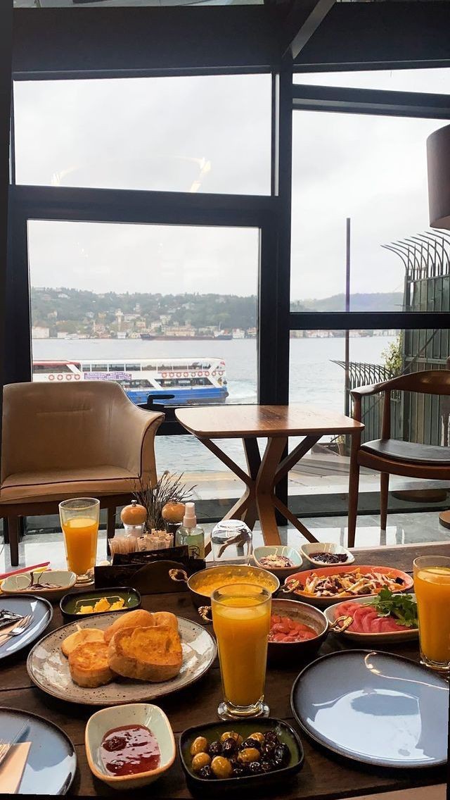 Müşterisi az olan restoranların yemekleri kötü müdür?