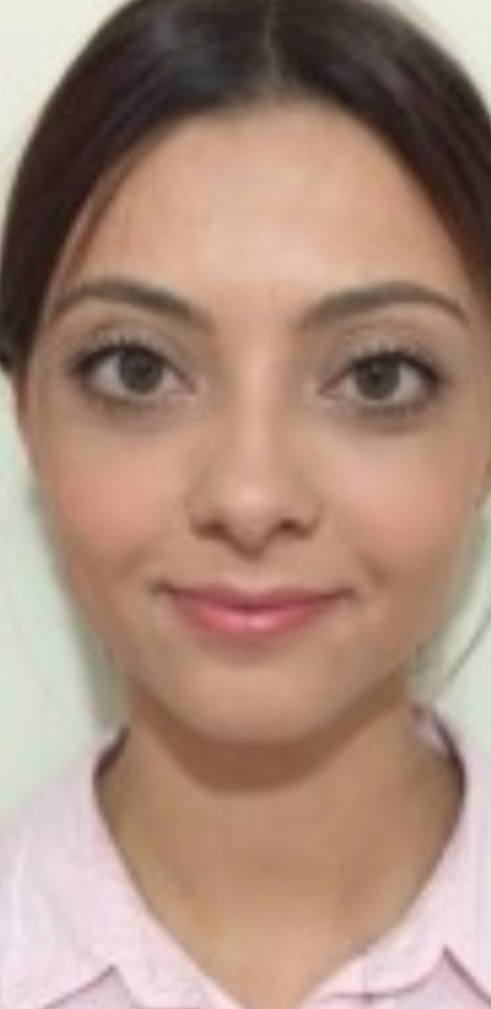 Sizce bu kız guzelmi Beren saat benziyormu?