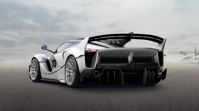 Sizce hangi Ferrari daha çok dikkat çekici?