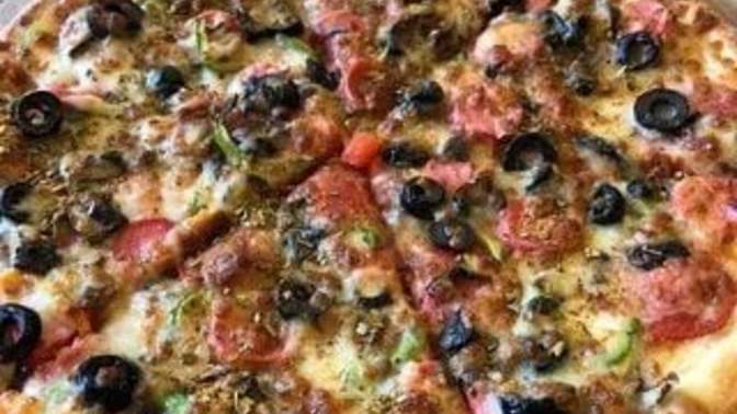 Büyük boy pizza için 100₺ verilir mi?