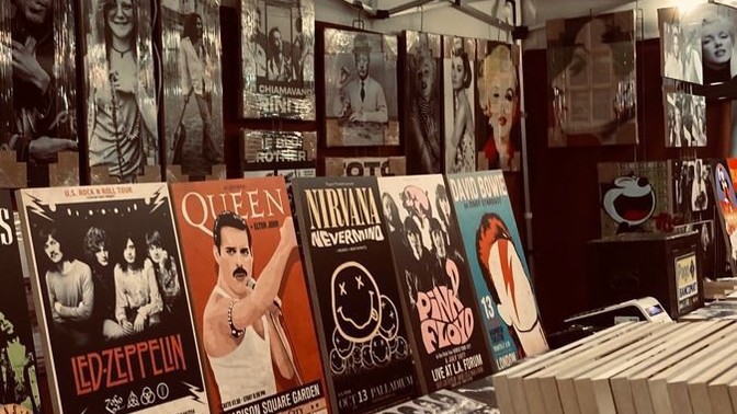 En sevdiğin rock grubu/şarkıcısı ve şarkısı nedir?