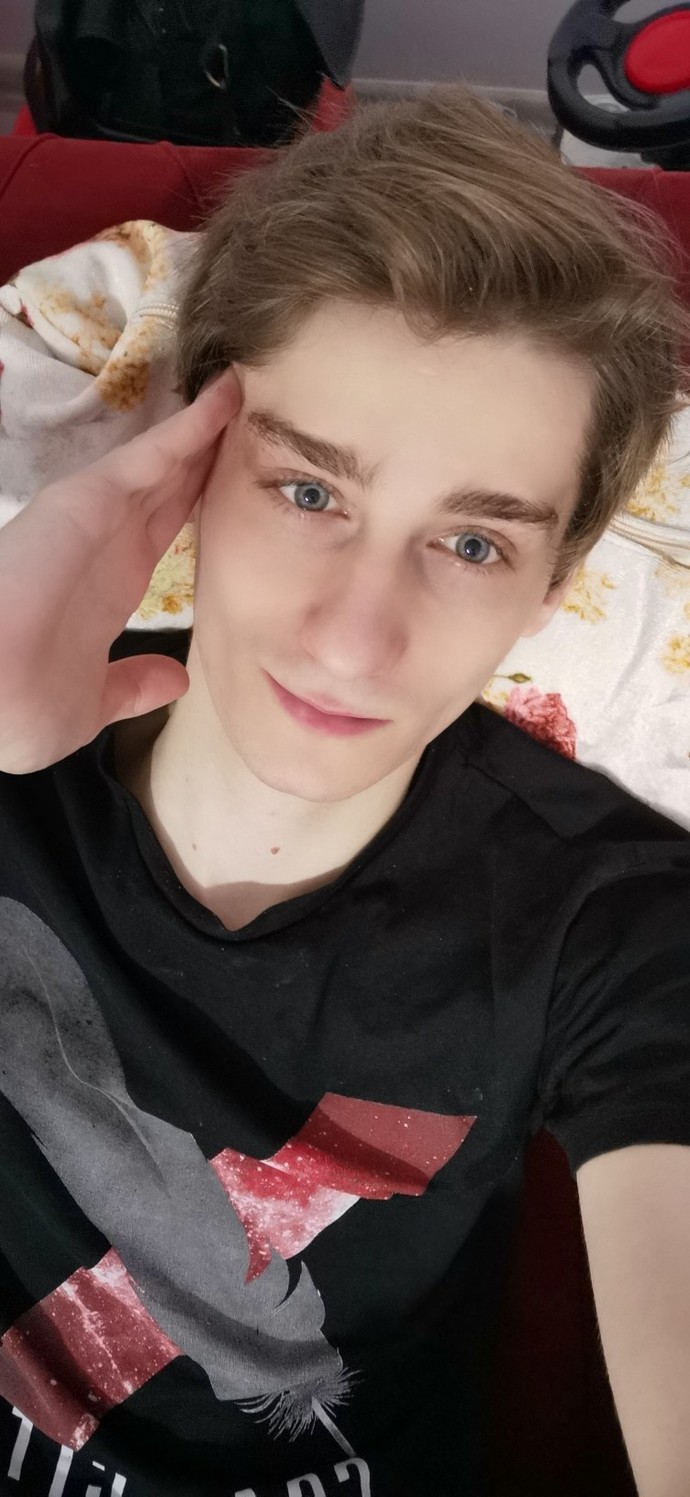 Aşka inanır misin sizce aşk geecekten var olan bir şey mi?