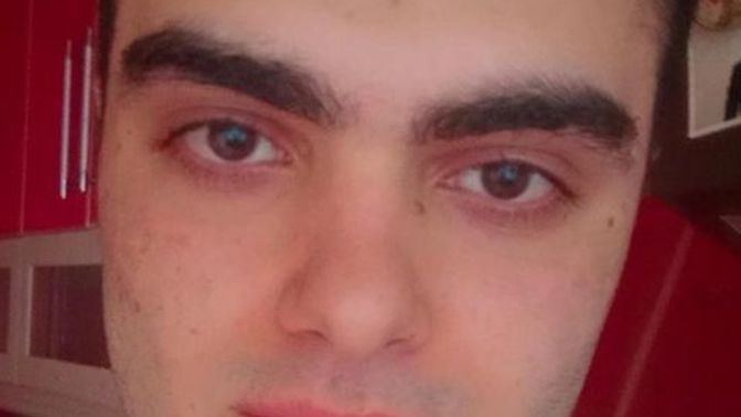 Android telefonlarda fotoğraflar niye tost makinası gibi çekiyor iphone farklı android'te farklı sebebi ?